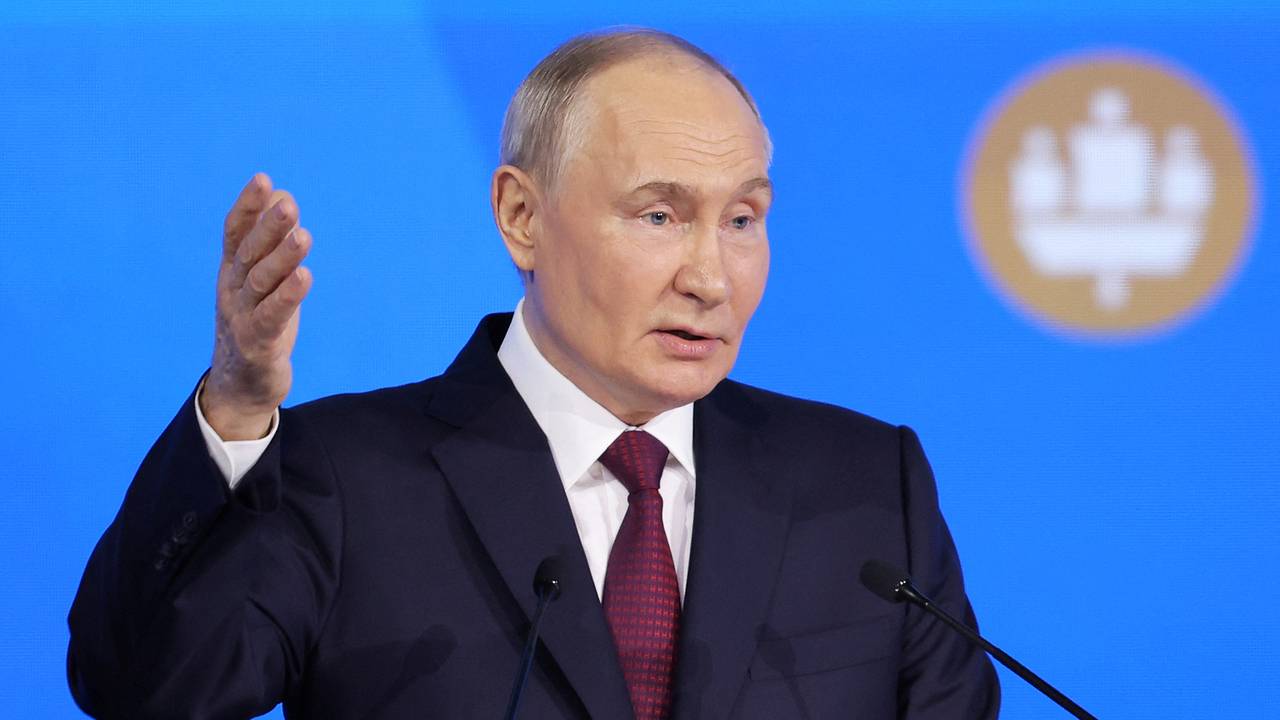 Кремль анонсировал выступление Путина на ПМЭФ