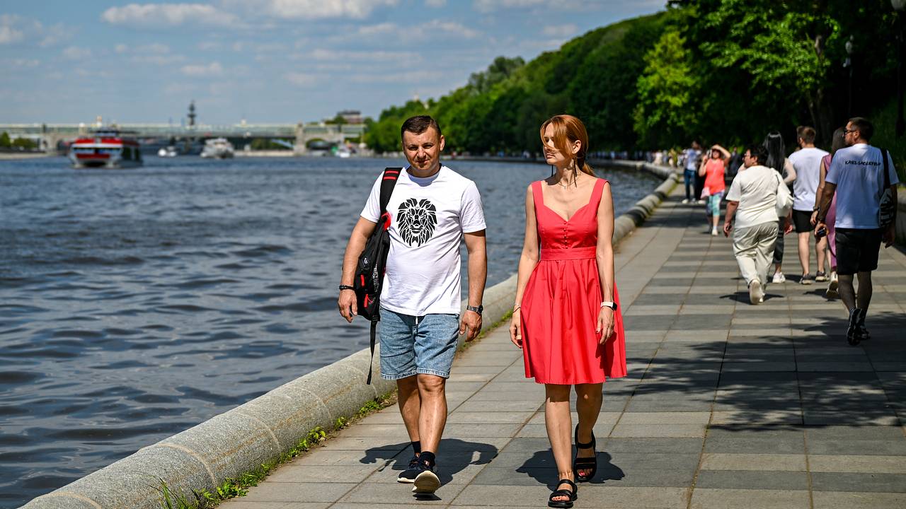 Москвичам пообещали двухдневное возвращение летнего тепла в столицу Москвичам пообещали двухдневное возвращение летнего тепла в столицу