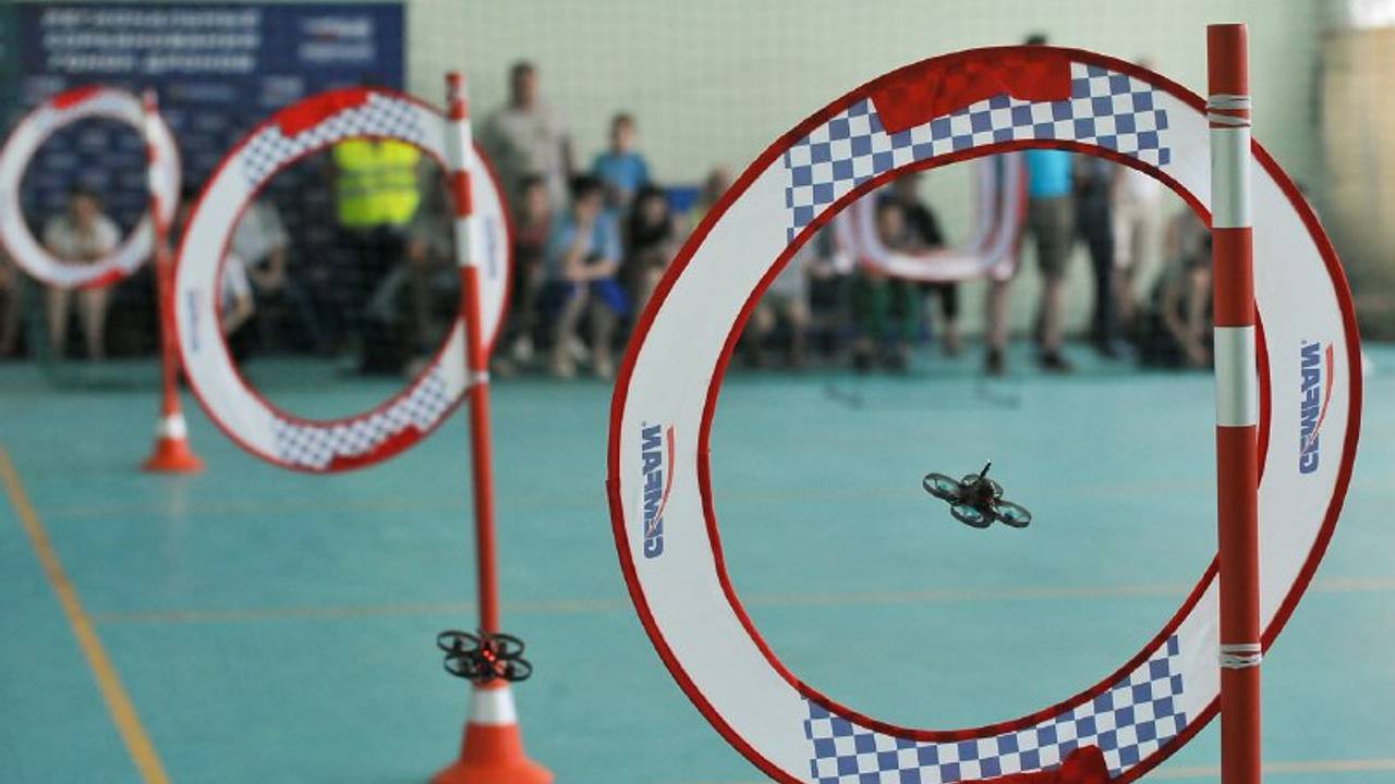 В России появится детский чемпионат по пилотированию беспилотников В России появится детский чемпионат по пилотированию беспилотников