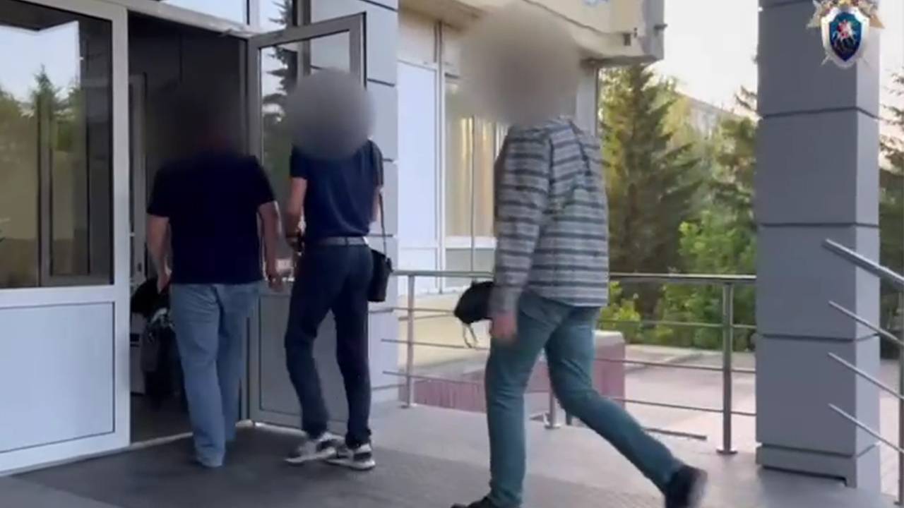 Российский полицейский оценил в два миллиона рублей свободу вымогателя Российский полицейский оценил в два миллиона рублей свободу вымогателя