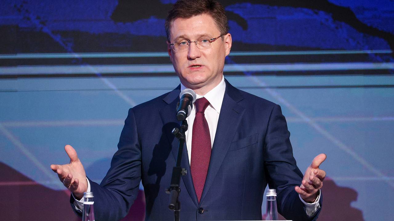 В правительстве России предложили скинуться на гуманоидов В правительстве России предложили скинуться на гуманоидов