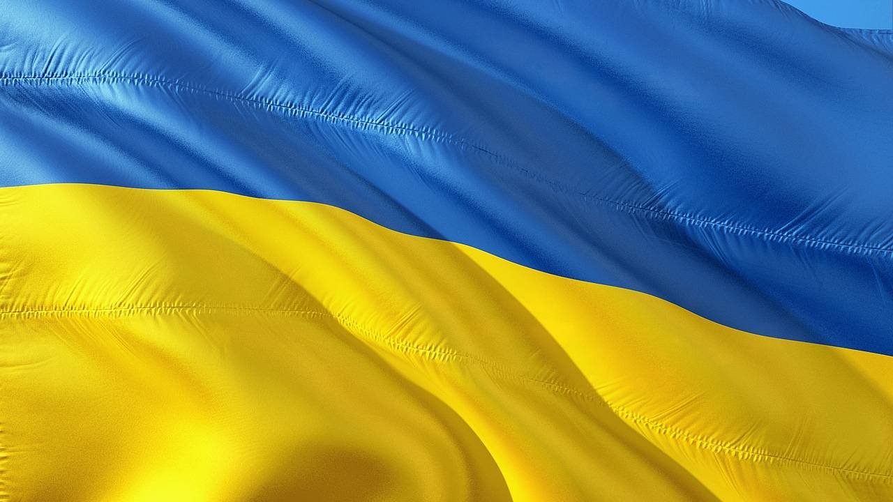 Российский политолог высказался о гибели мирных людей на Украине Российский политолог высказался о гибели мирных людей на Украине
