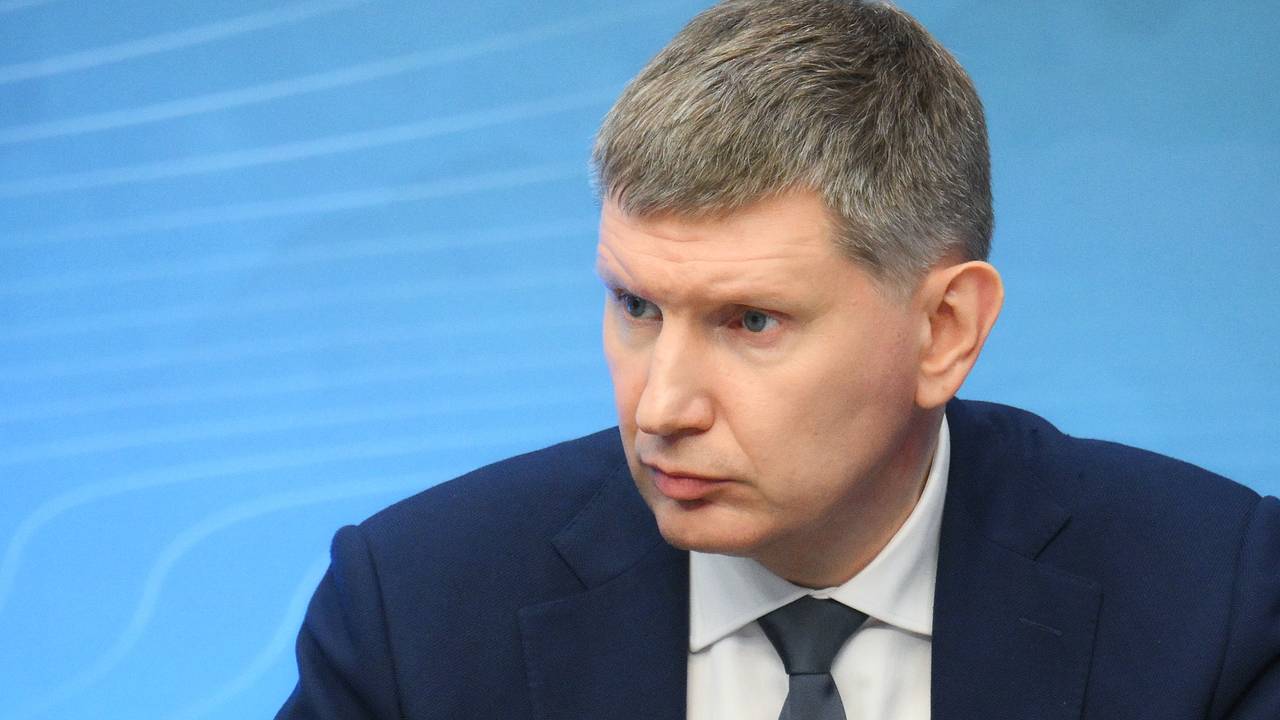 Решетников указал на выгоду от возвращения иностранных брендов Решетников указал на выгоду от возвращения иностранных брендов