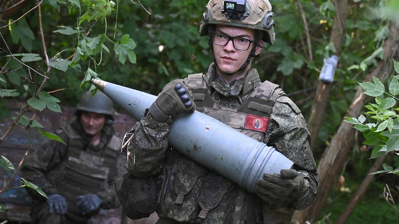 Российские войска взяли под контроль более двух километров админграницы ДНР Российские войска взяли под контроль более двух километров админграницы ДНР