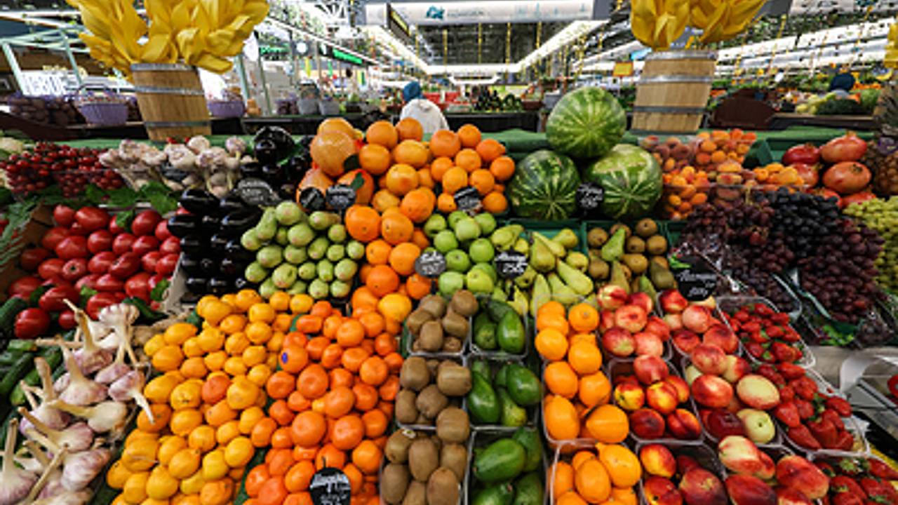 Россиянам раскрыли список дешевых продуктов в июле Россиянам раскрыли список дешевых продуктов в июле