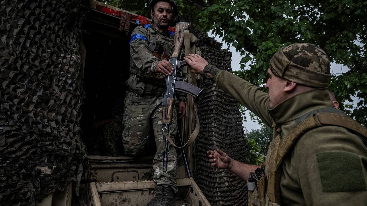 ВСУ разместили солдат в жилых домах в Сумской области ВСУ разместили солдат в жилых домах в Сумской области