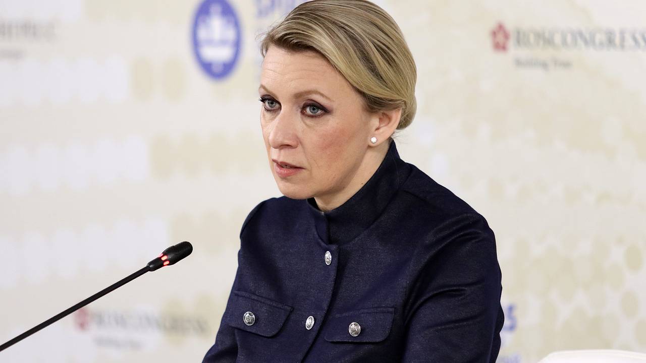 Захарова предупредила о ядерной угрозе над Каспием Захарова предупредила о ядерной угрозе над Каспием