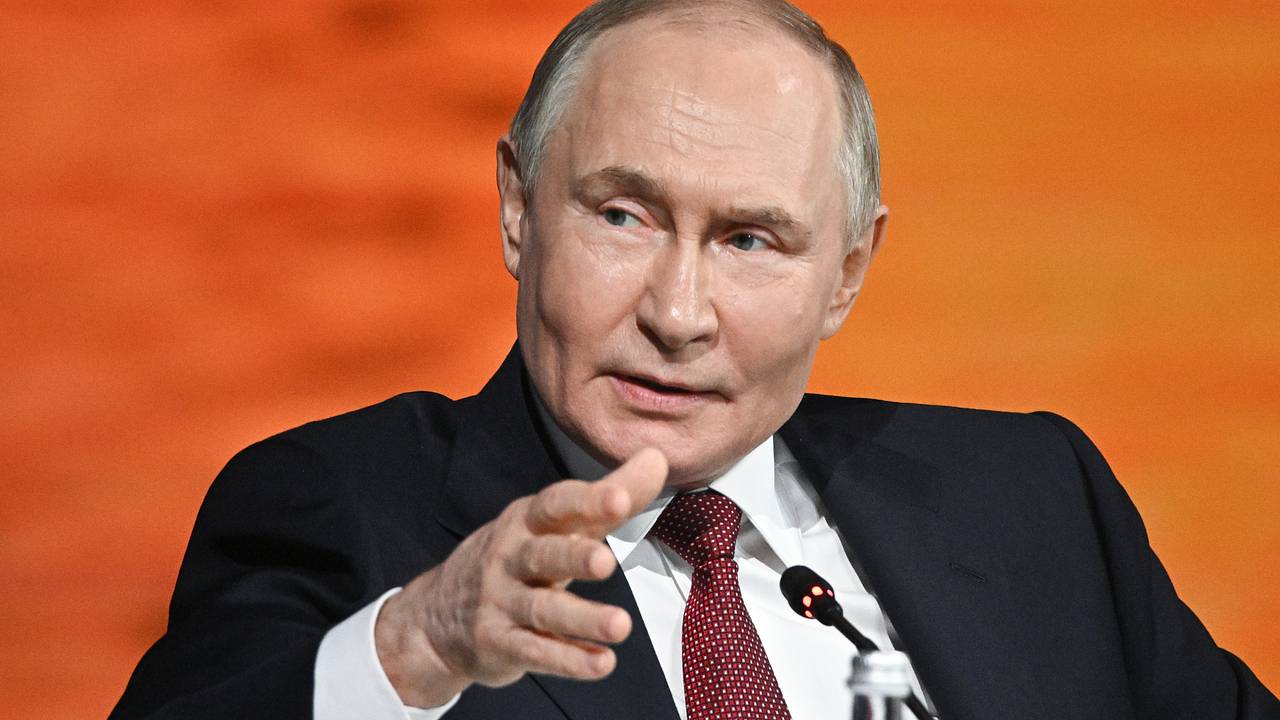 Путин высказался о новой модели международного взаимодействия Путин высказался о новой модели международного взаимодействия