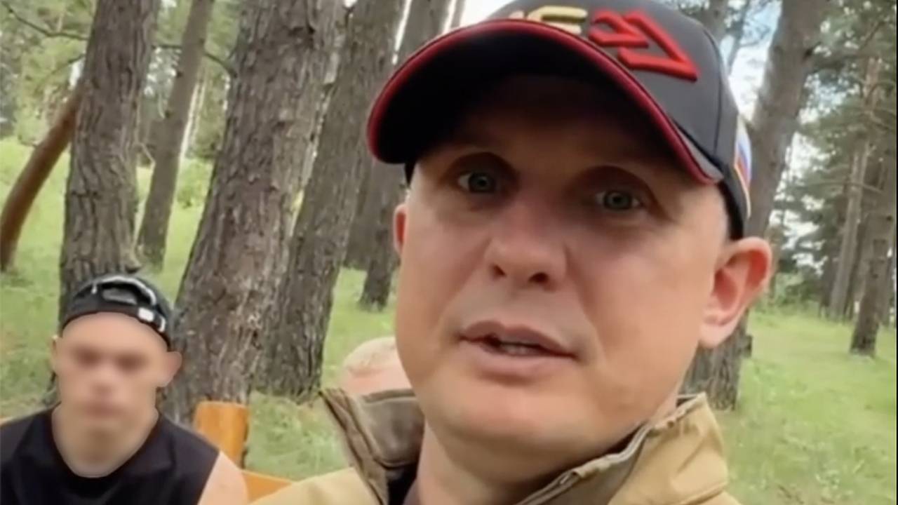 Бегавший за машиной сына Кадырова экс-депутат захотел основать «многонациональную общину» Бегавший за машиной сына Кадырова экс-депутат захотел основать «многонациональную общину»
