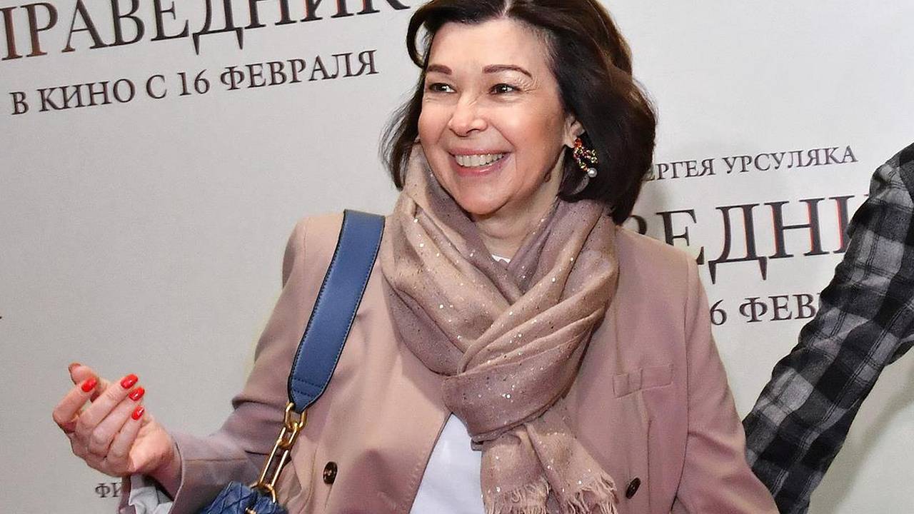 Жену известного композитора обвинили в мошенничестве Жену известного композитора обвинили в мошенничестве