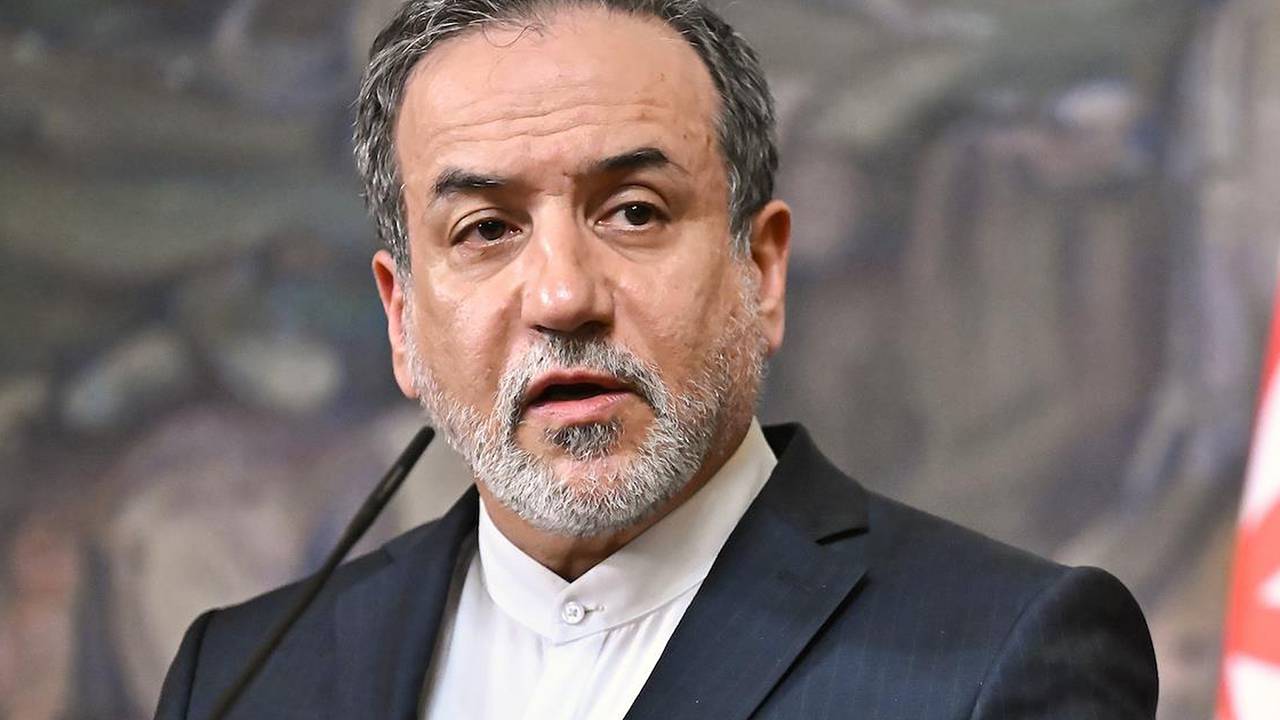 Иран решил прекратить сотрудничество с МАГАТЭ Иран решил прекратить сотрудничество с МАГАТЭ