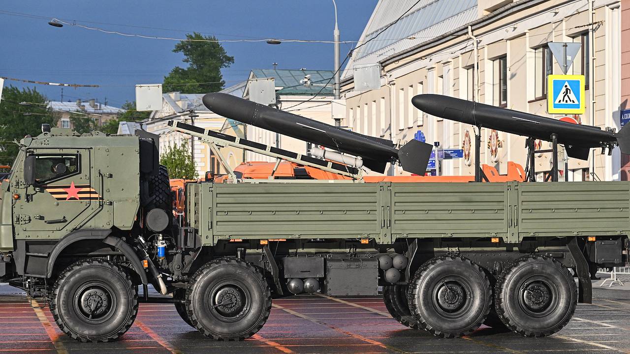 «Герани» научились отгонять дроны-перехватчики
