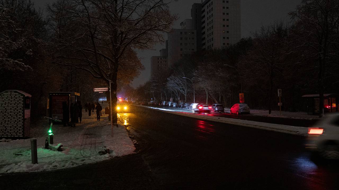 Часть Берлина погрузилась во тьму