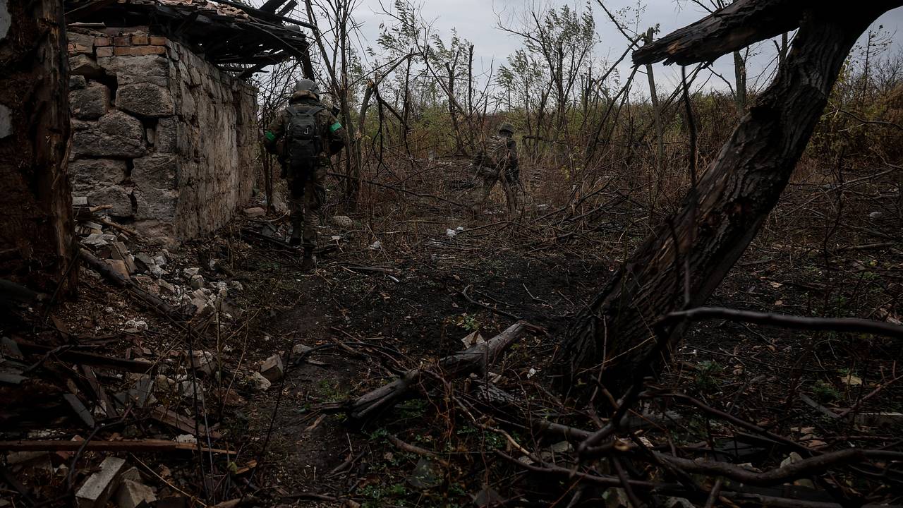 Военные ВСУ стали притворяться беженцами для побега