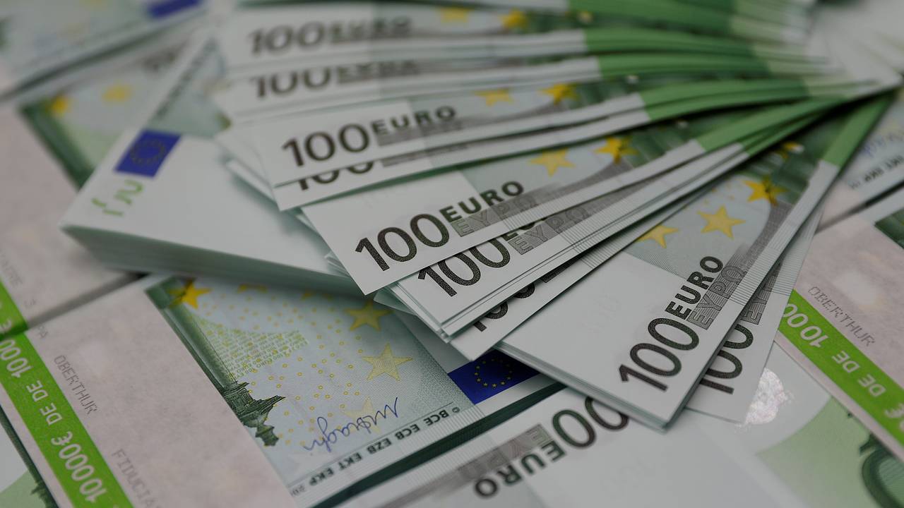 Европе спрогнозировали рост госдолга на фоне увеличения военных расходов