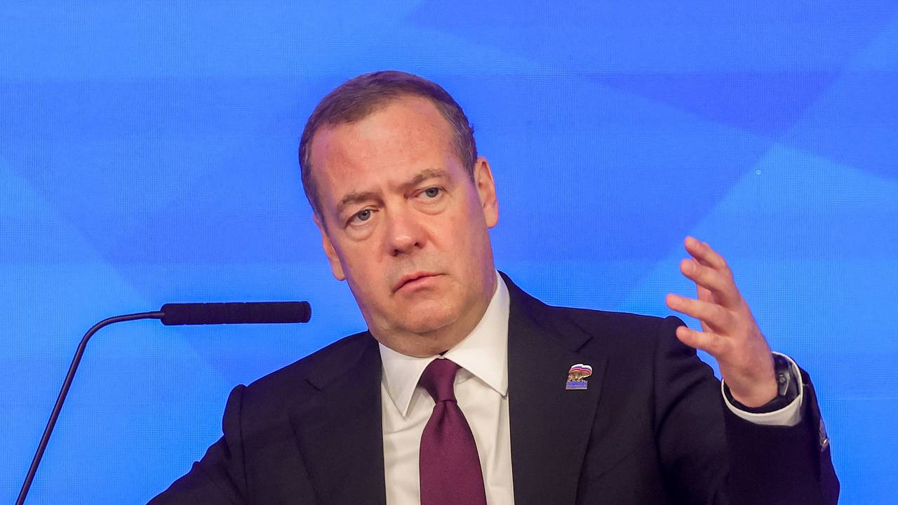 Медведев предупредил врагов России в поздравлении с Рождеством