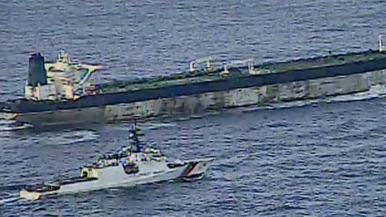 Раскрыт состав экипажа захваченного США танкера Marinera
