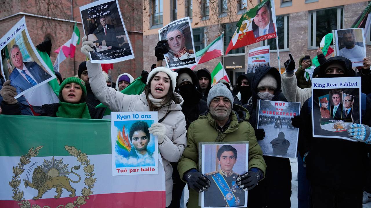 США поддержали протестующих иранцев