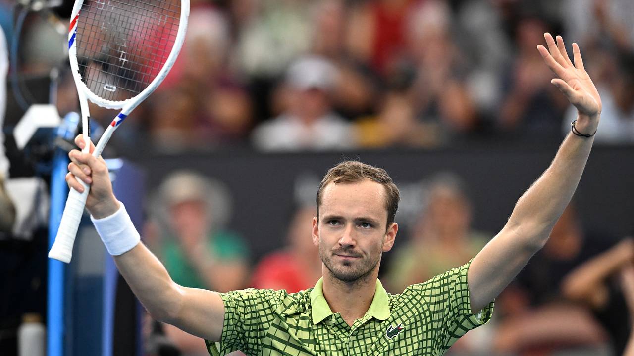 Российский теннисист Медведев выиграл турнир ATP