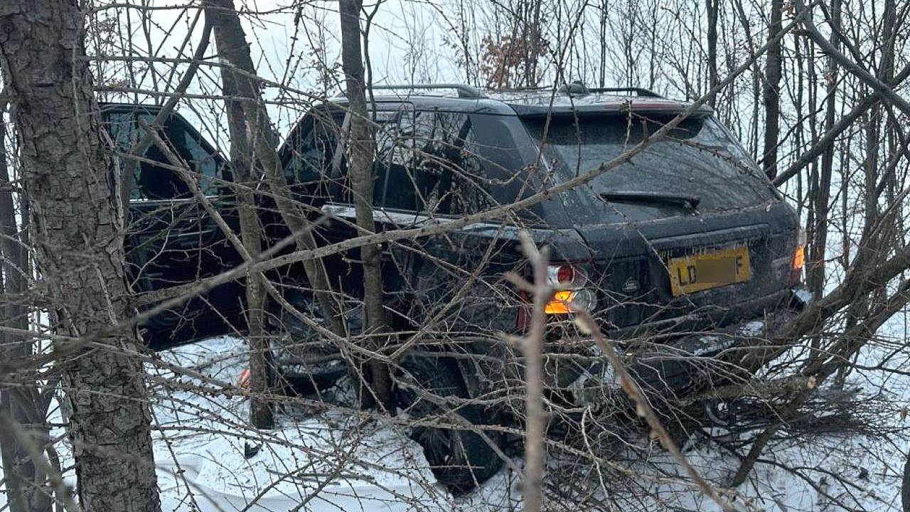 Украинец на внедорожнике сбил пограничника при попытке уехать в Румынию
