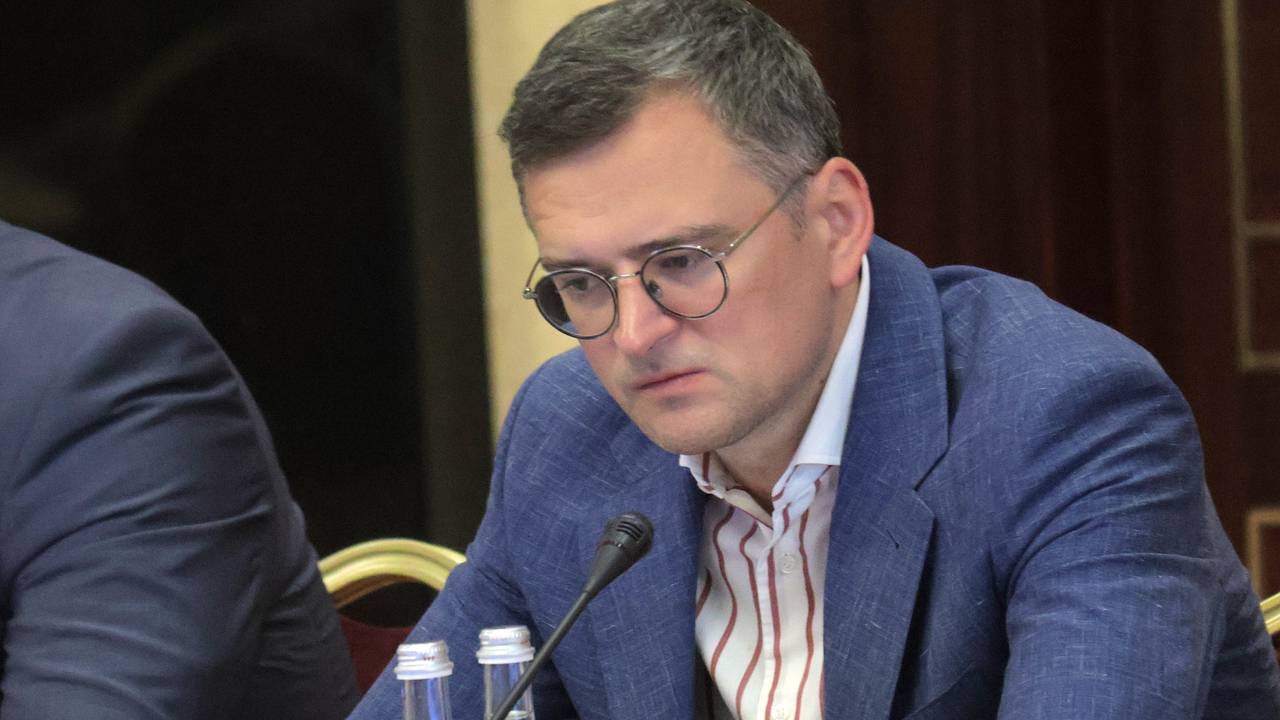 Кулеба заявил о готовности украинцев к территориальным уступкам