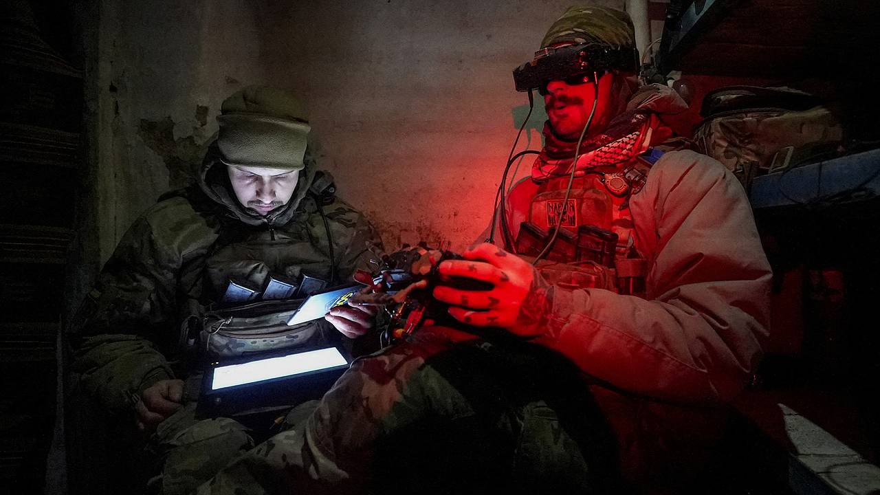 ВСУ ударили по автомобилю с мирным жителем в российском регионе ВСУ ударили по автомобилю с мирным жителем в российском регионе