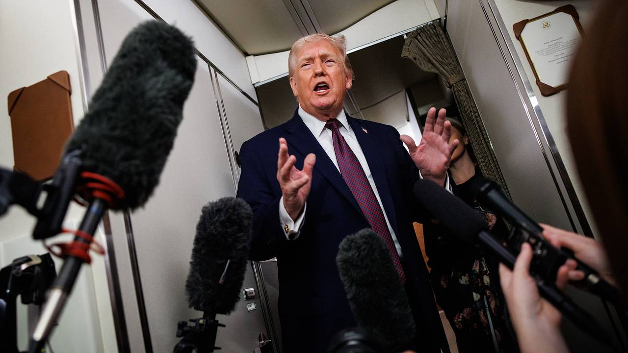 Трамп захотел найти способы ослабить власть в Иране