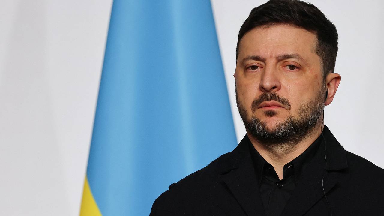 Зеленский заявил о почти готовых к подписанию документах по Украине