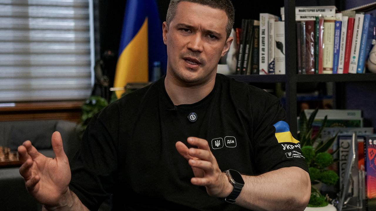 Будущий министр обороны Украины остался без работы