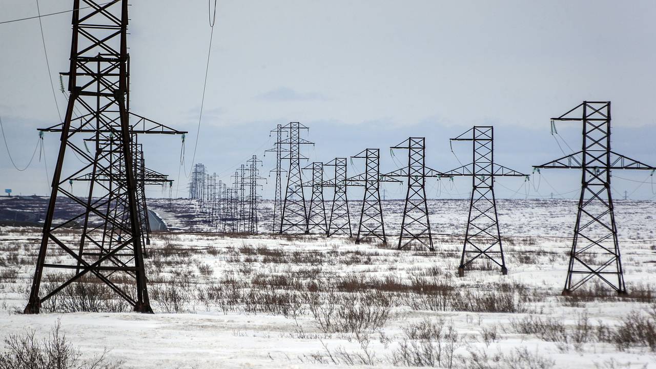 Семь российских поселков остались без света