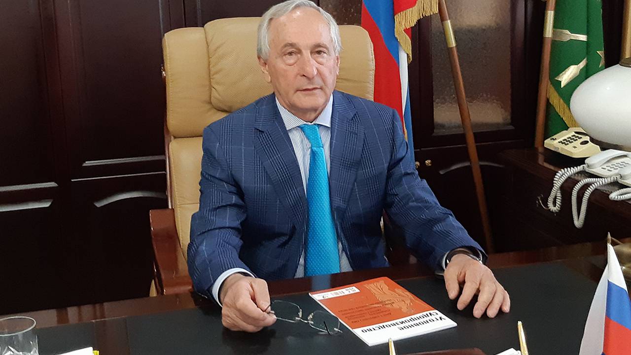Решена судьба миллиардного состояния бывшего председателя Верховного суда Адыгеи