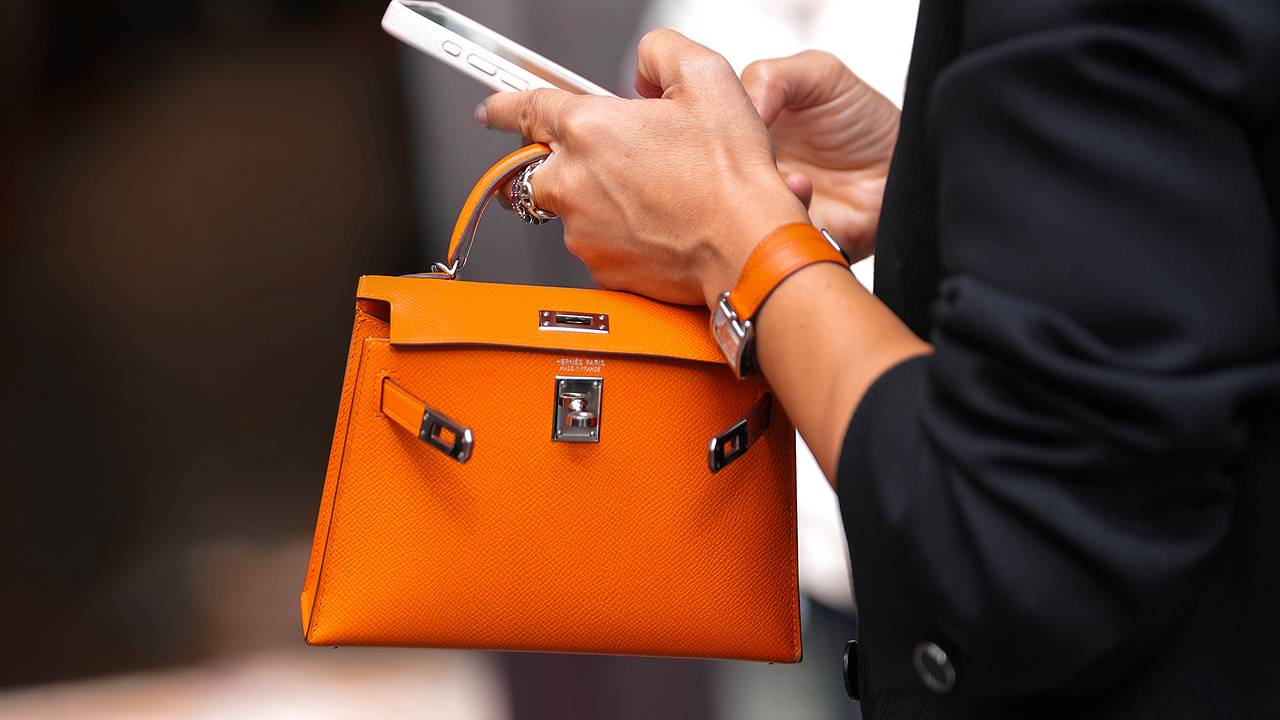 Hermes обвинили в слежке за покупателями с целью выявить их состоятельность
