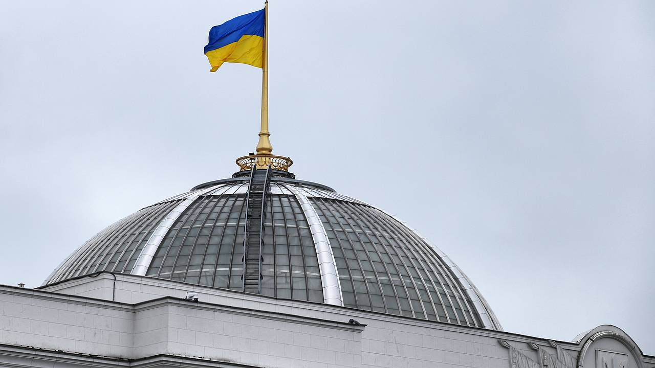 Посольство Украины в Иране приостановило работу