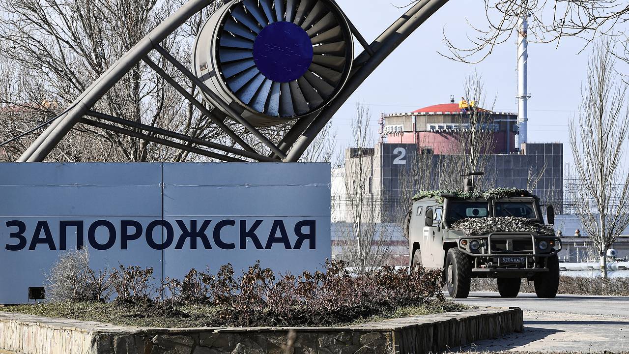 Украина и Россия согласились приостановить огонь возле Запорожской АЭС