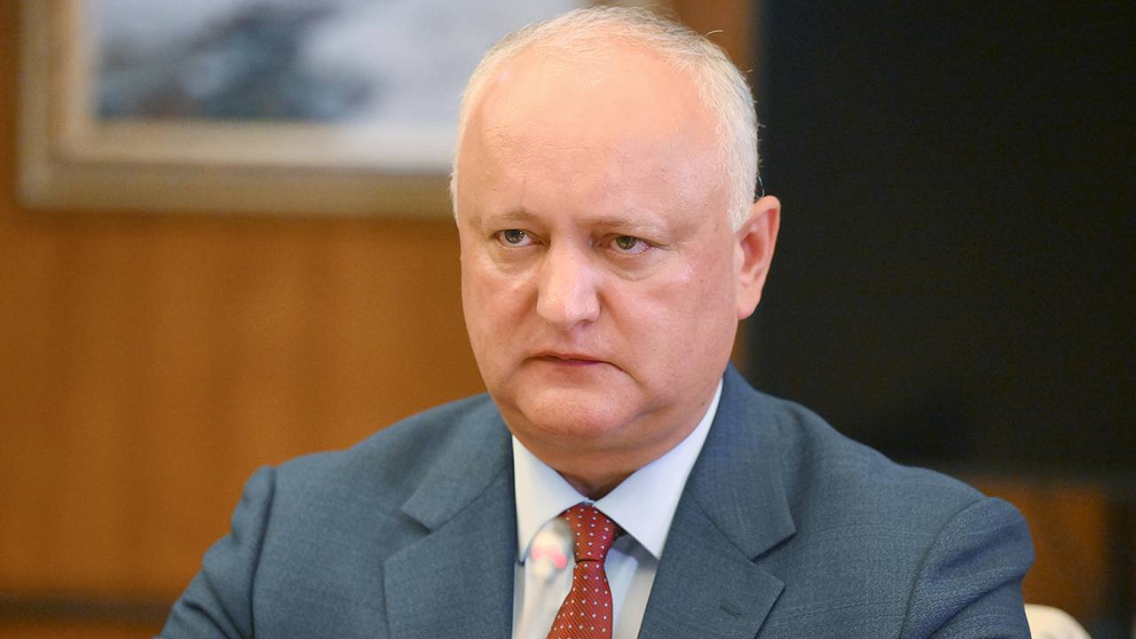 Бывший президент Молдавии обвинил Санду в шантаже западных покровителей