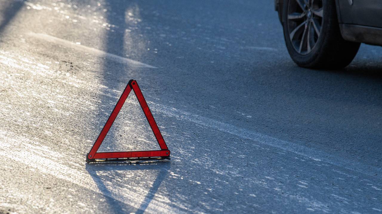 Самосвал снес мост в российском регионе
