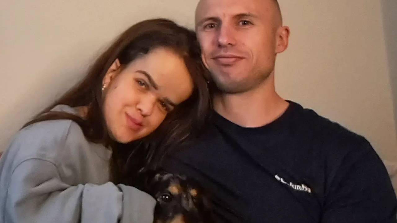 112-сантиметровая девушка рассказала об отношениях с мужчиной выше ее на 61 сантиметр