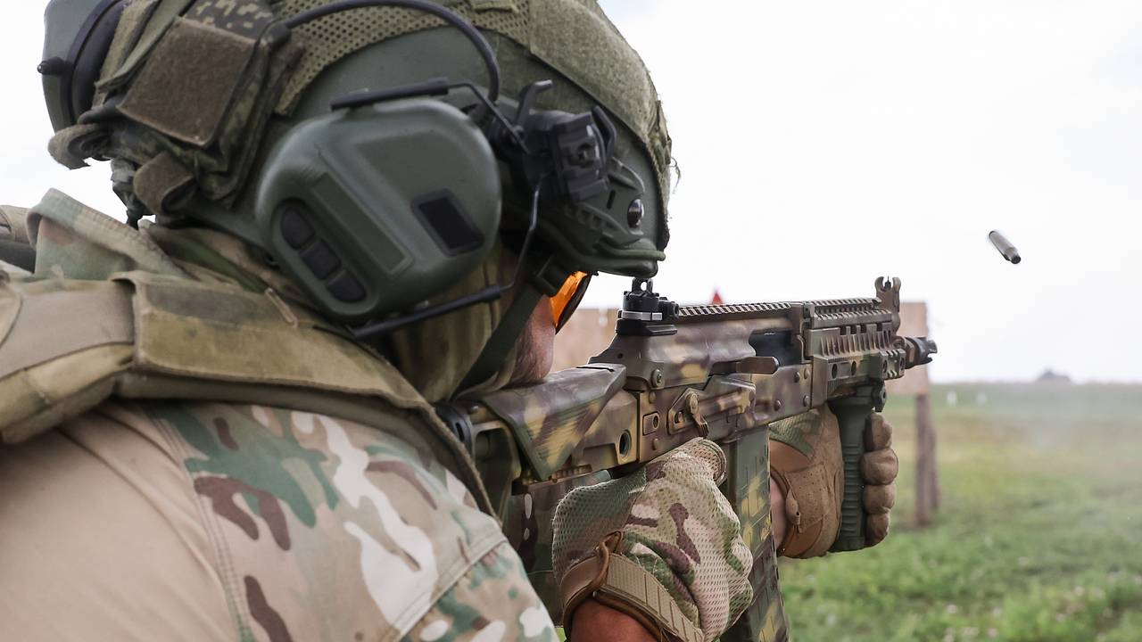 «Калашников» раскрыл сроки создания штурмового АК-12