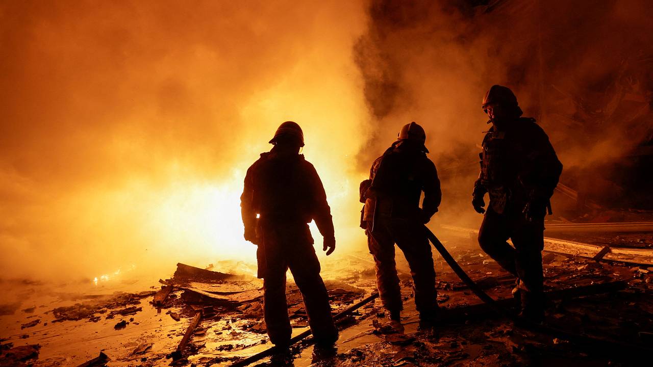 Стало известно об ударах по двум из числа крупнейших городов Украины