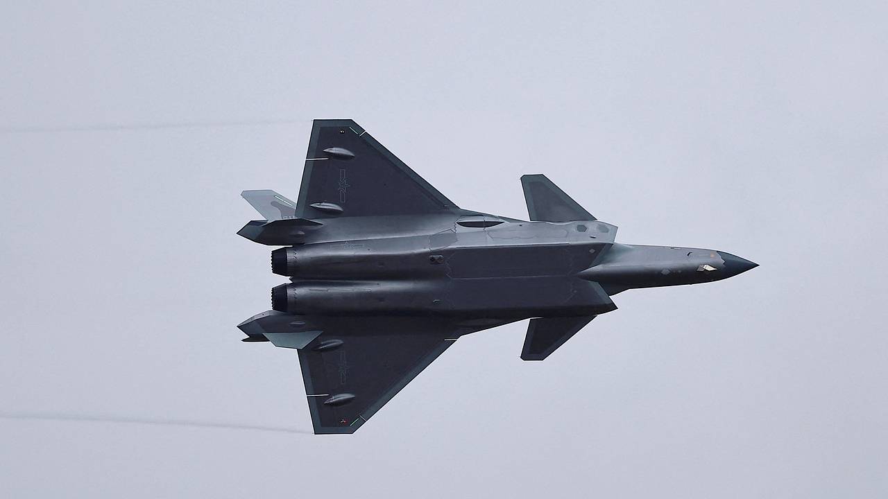 В США рассказали о задачах китайского J-20