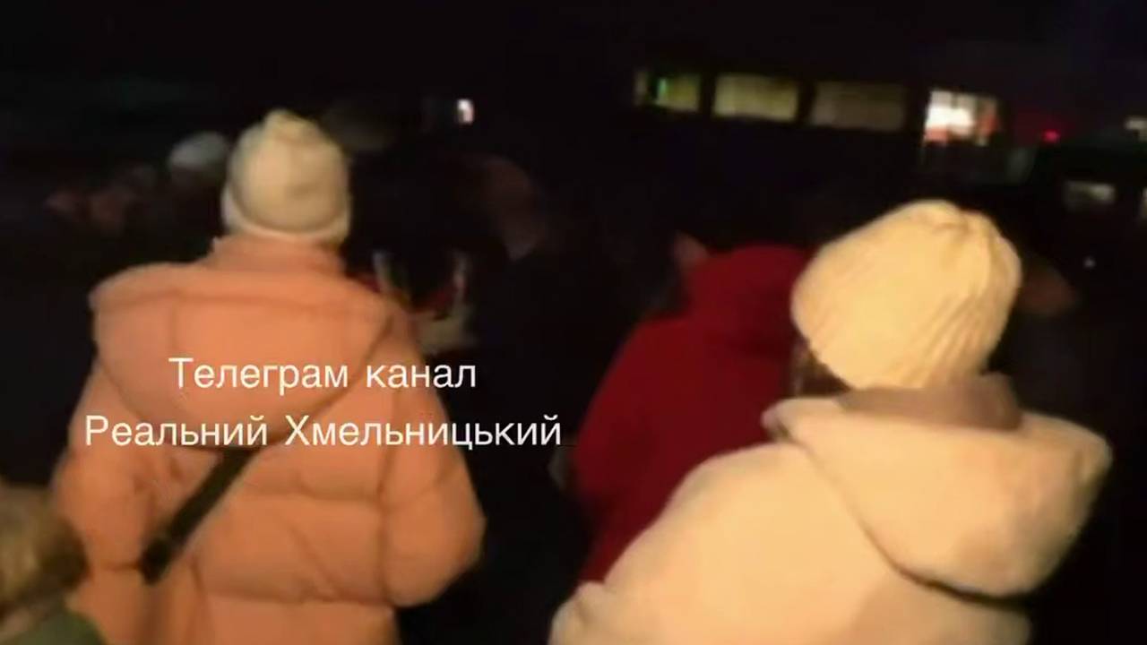 Жители украинского города вышли на улицы из-за отсутствия света
