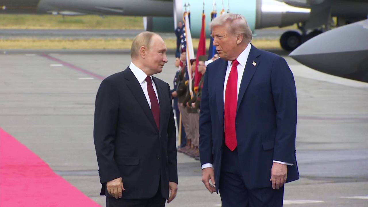 Трамп назвал причину приглашения Путина в «Совет мира»