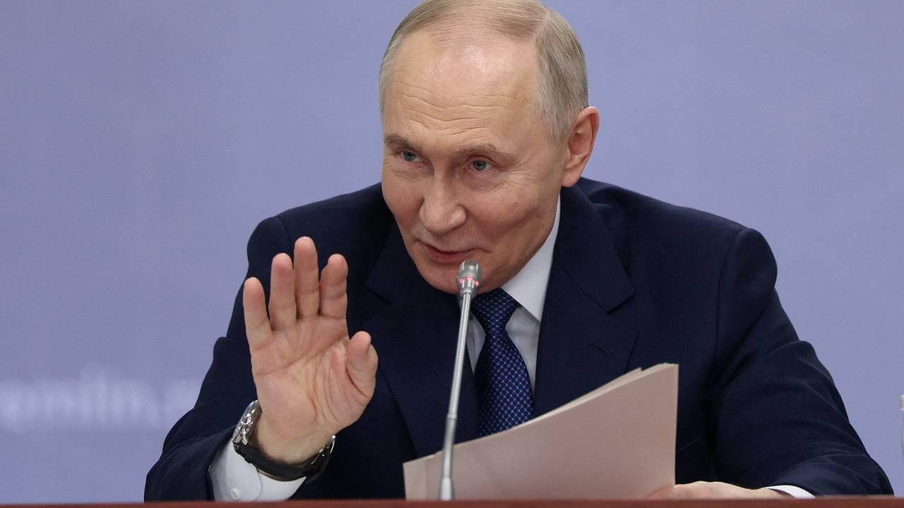 «Это нас не касается совершенно». Путин обозначил позицию России по Гренландии после одного шага Дании