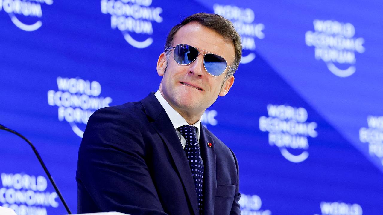 Больные фантазии Макрона объяснили