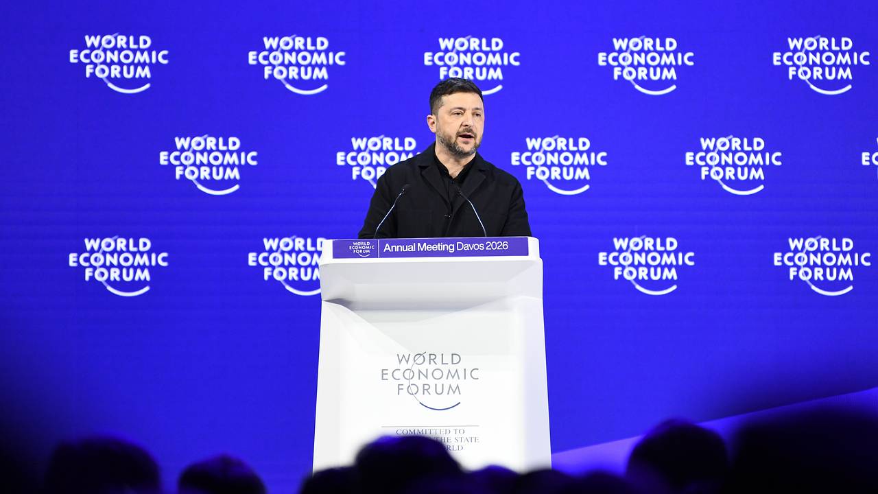 Слуцкий назвал Зеленского «политическим шакалом»