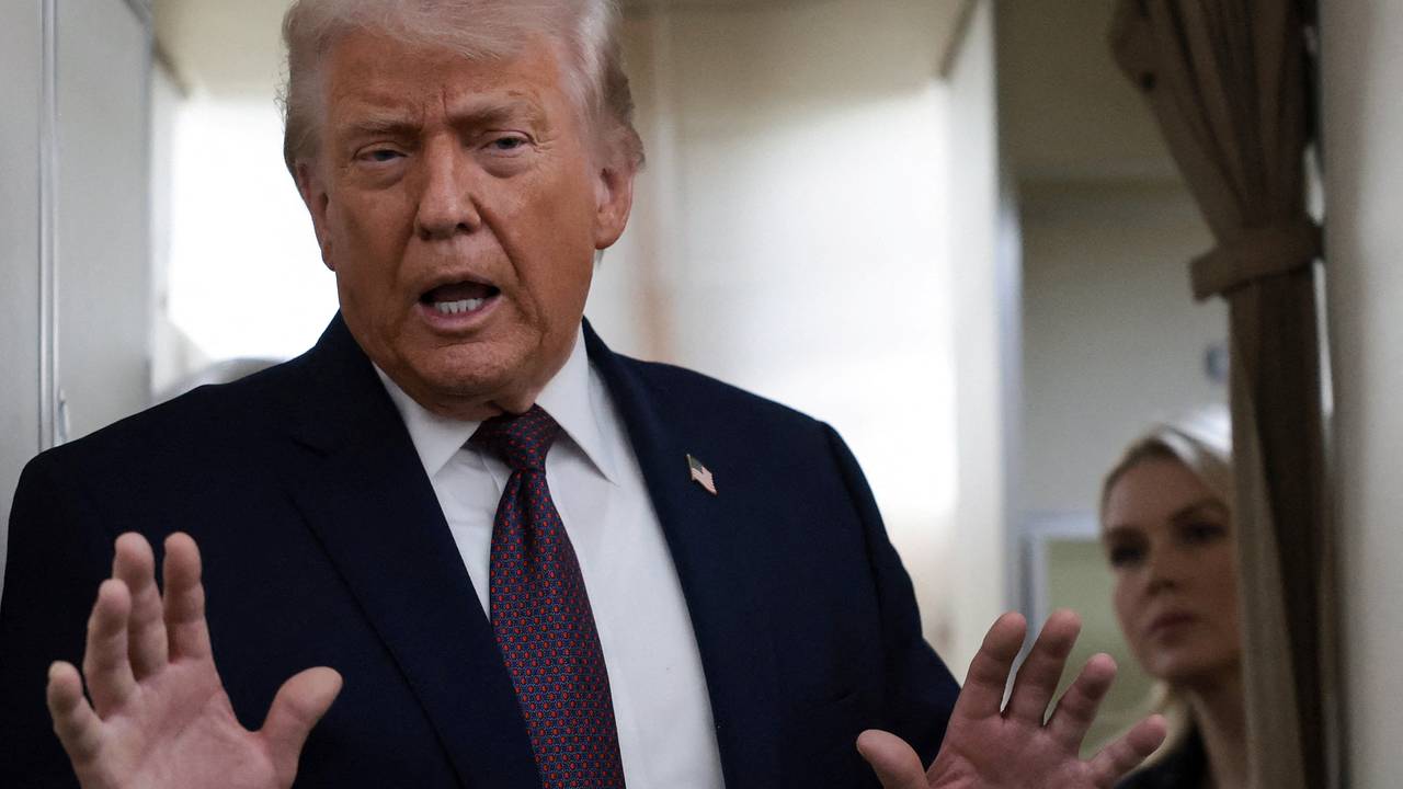 Трамп раскритиковал одного губернатора и назвал его «хромой уткой»
