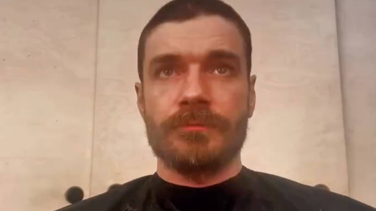 Популярный российский актер показал новую внешность
