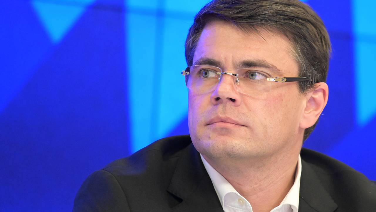 В Госдуме порассуждали о возможности замены депутатов искусственным интеллектом В Госдуме порассуждали о возможности замены депутатов искусственным интеллектом