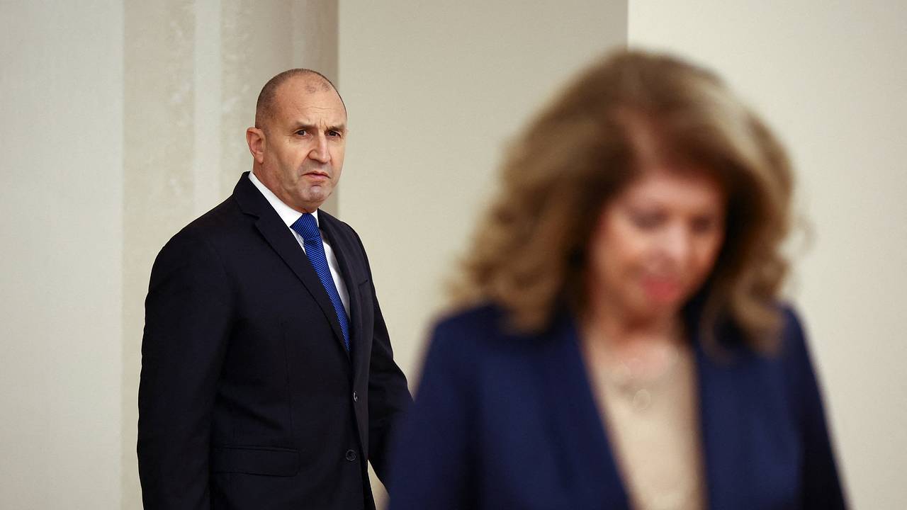 Конституционный суд Болгарии утвердил отставку президента Радева