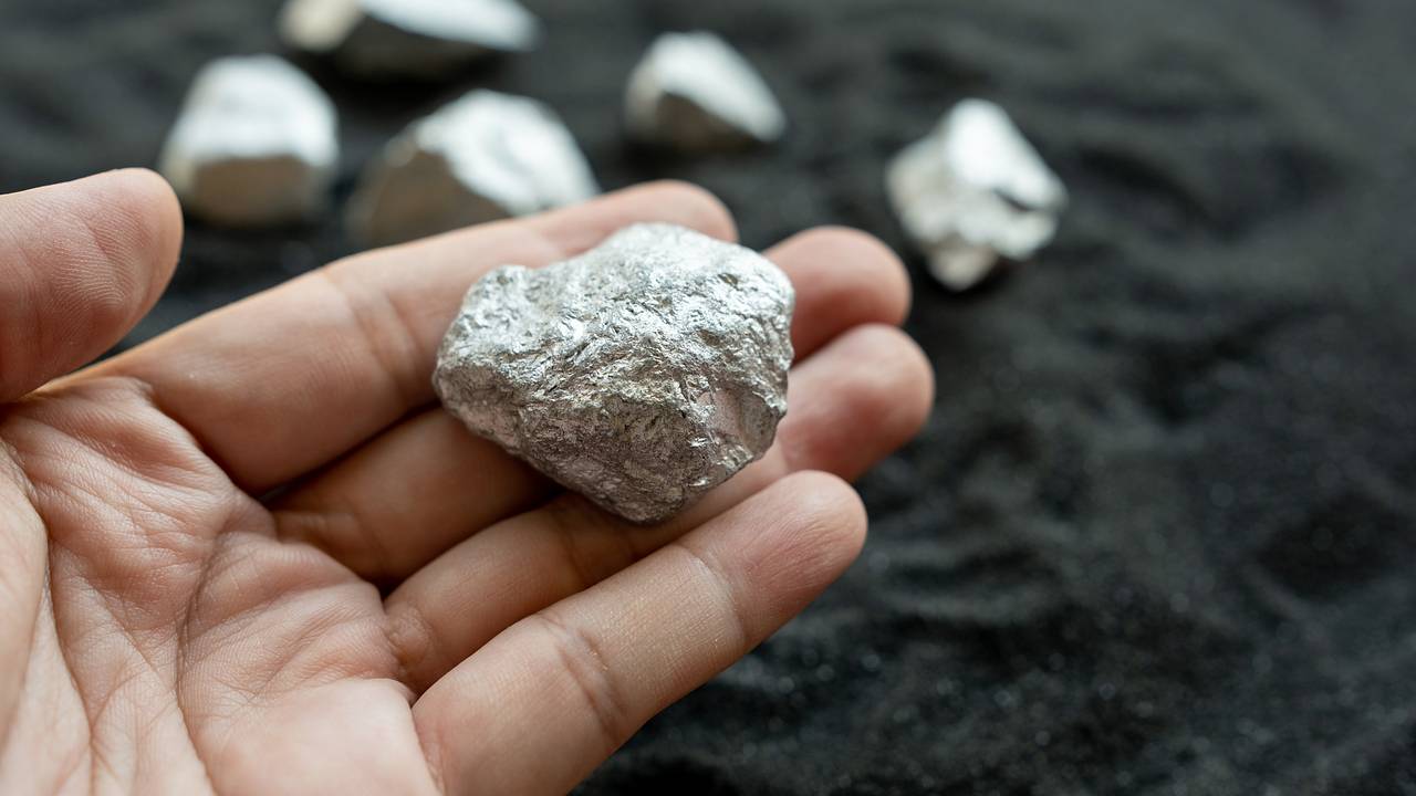 Следящих за ценами на драгоценные металлы призвали обратиться к истории